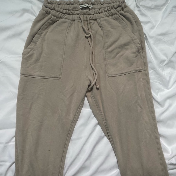 Joggers - Picture 5 of 6